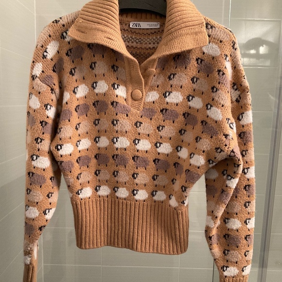 ZARA Jacquard Sheep Print Sweater - Picture 1 of 8